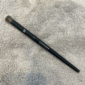 Brand New Sephora Pro Concealer Brush 57